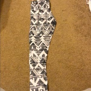 Patterned leggings